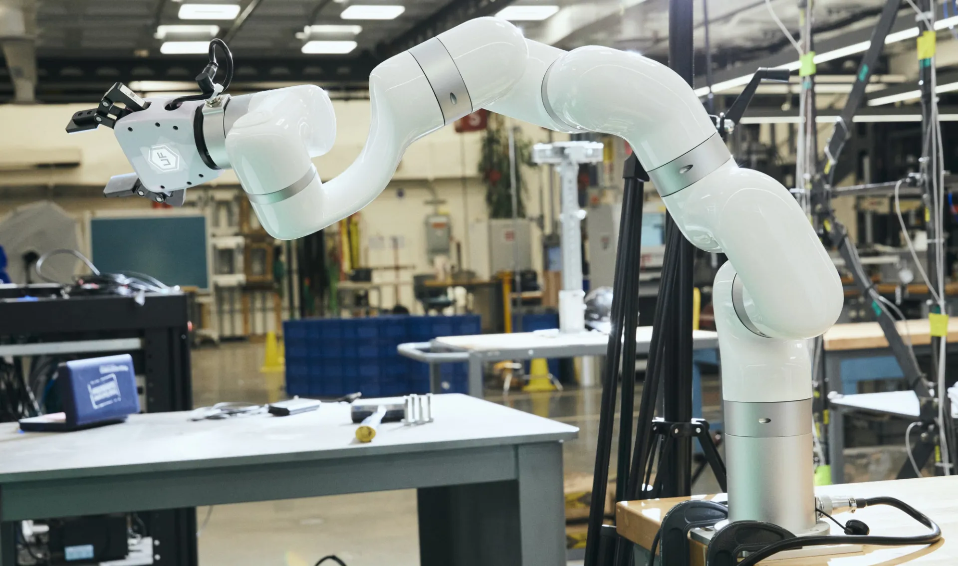 Robot arm.
