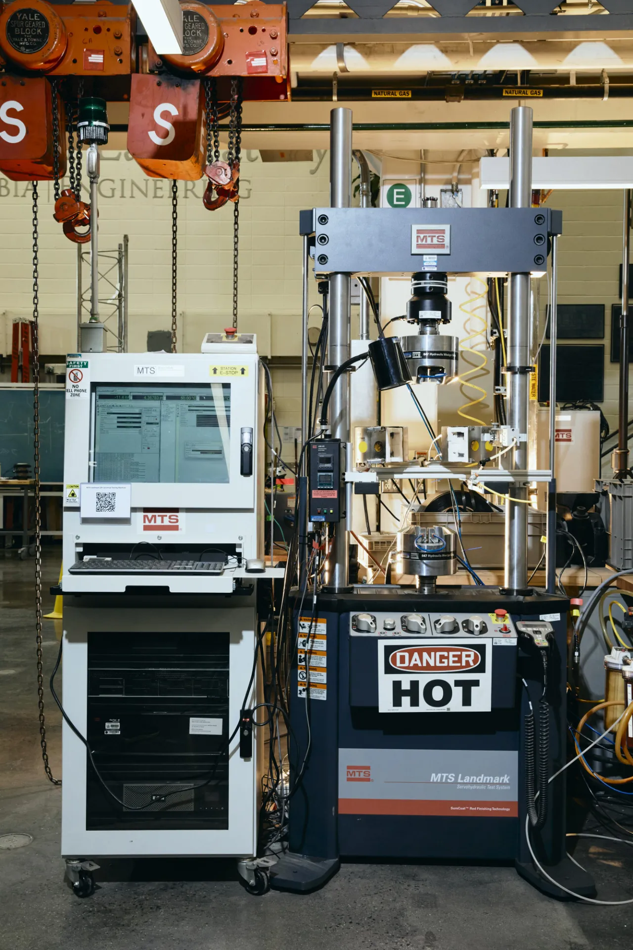 MTS Landmark 22k Universal Testing Machine