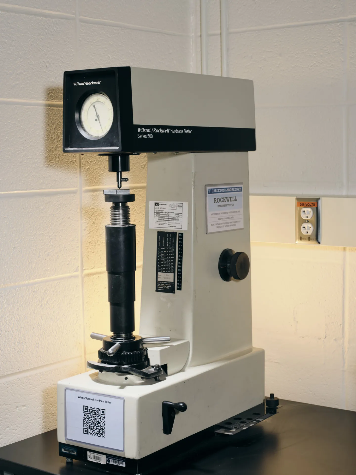 Wilson/Rockwell Hardness Tester