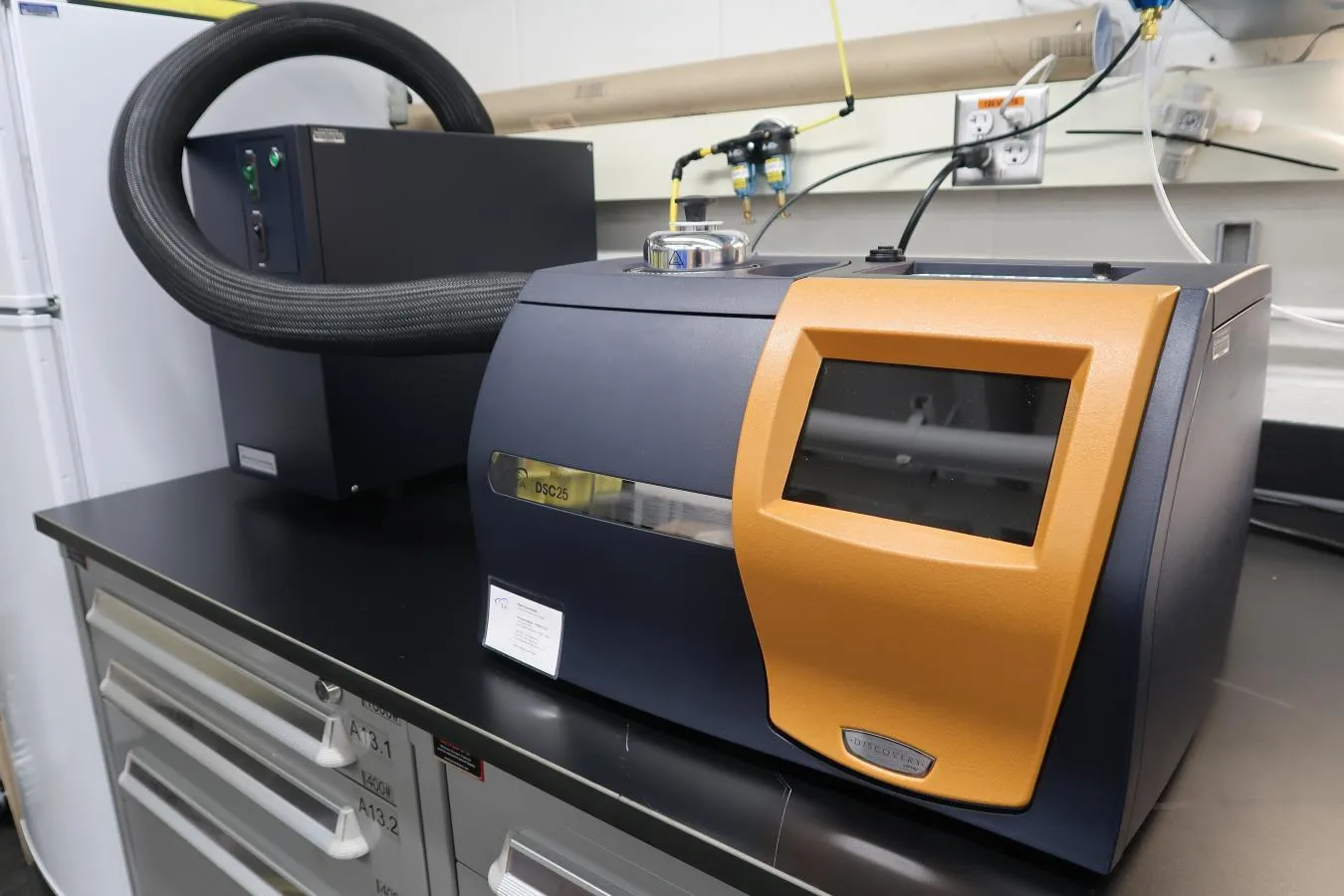 TA DSC 25 Calorimeter
